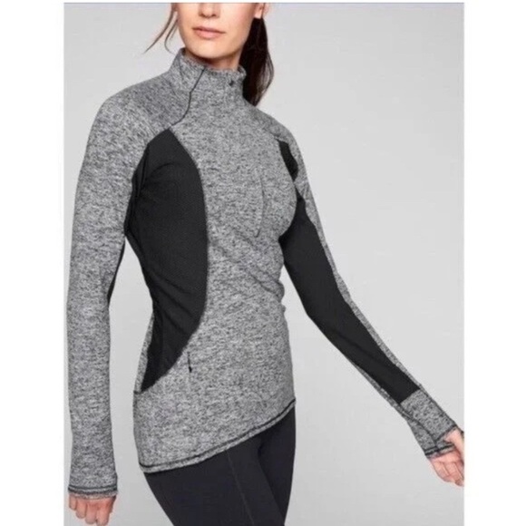 Athleta Sweaters - Athleta Running Wild Half Zip Pullover Activewear Sweater Women's Size L